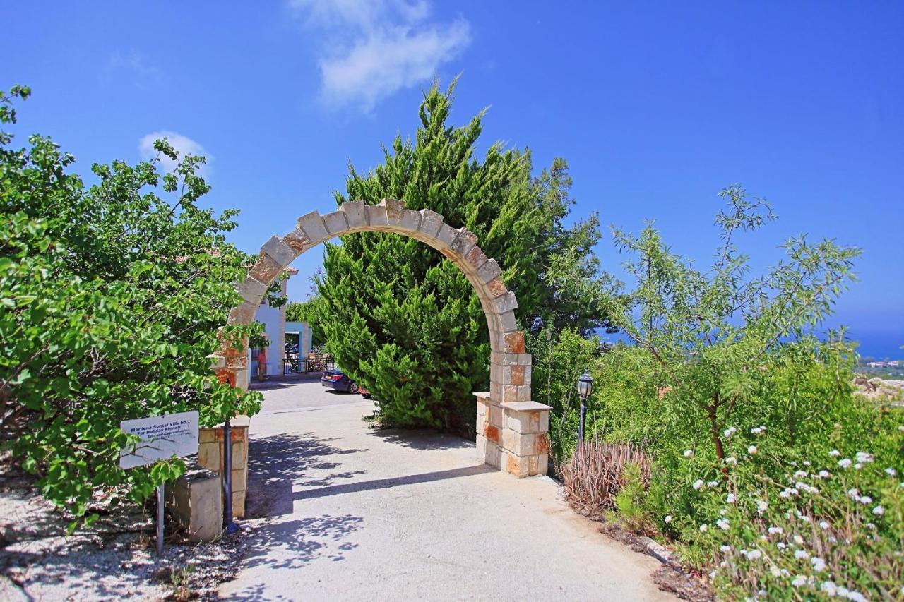 Marilena Sunset Villa 2 Agia Marina  Exteriör bild