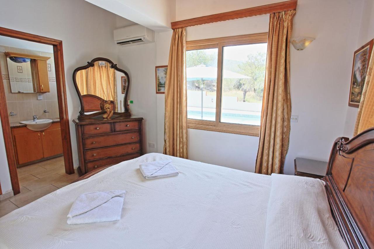 Marilena Sunset Villa 2 Agia Marina  Exteriör bild