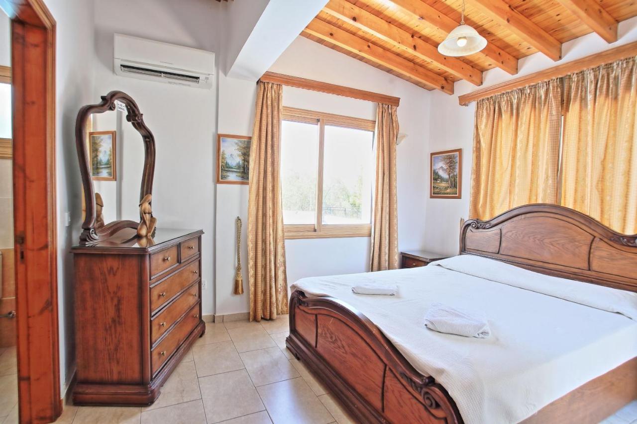 Marilena Sunset Villa 2 Agia Marina  Exteriör bild